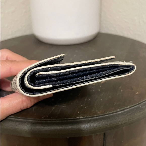 . MCM Cream and Black Logo Tri-Fold Wallet - Picture 3 of 11